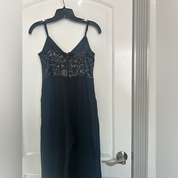 Eliza J Sequin Embellished Jumpsuit Wide Leg Black size 4 holiday contemporary - Picture 10 of 10